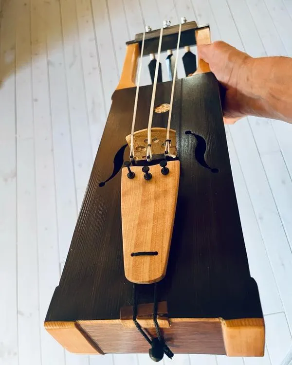 Bowed Lyre (Jouhikko), alto